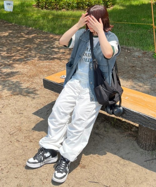 kutir(クティール)の「デニムベスト(ベスト・レディース・ライトブルー/ブラック・FREE)」の4枚目の写真