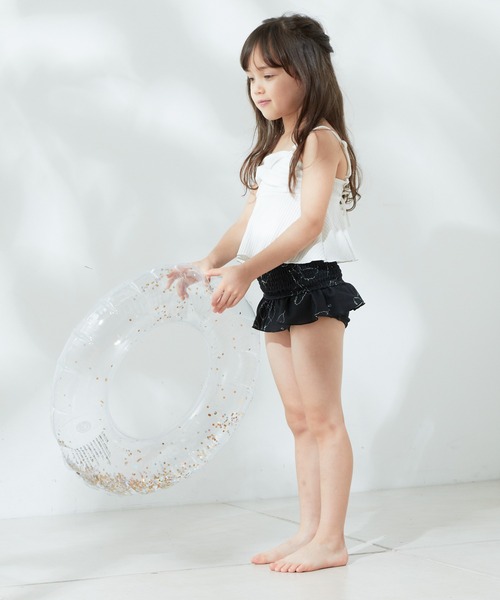 Chico(チコ)の「【水着/トップス】Kids フロントねじりトップス(水着・キッズ・ホワイト/ホワイト系その他2/ブラック系その他2/ブルー・110/130)」の13枚目の写真