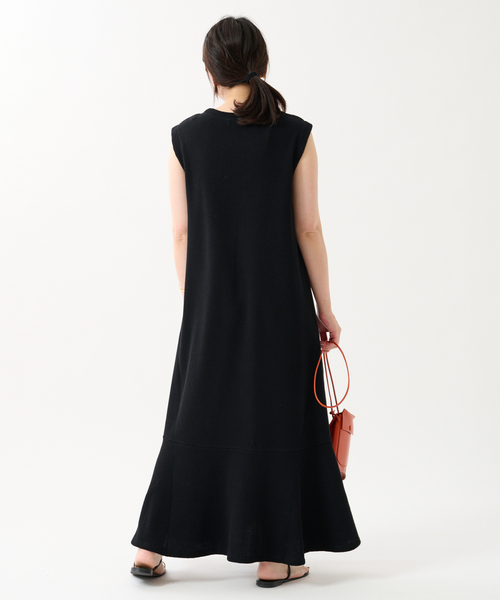journal standard L'essage（ジャーナルスタンダードレサージュ）の「ワッフルノースリーブワンピース（ワンピース・レディース・ブラック/カーキ/マスタード・FREE）」の15枚目の写真