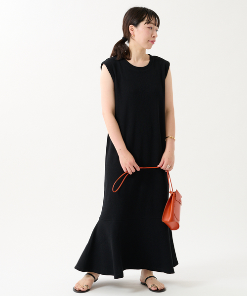 journal standard L'essage（ジャーナルスタンダードレサージュ）の「ワッフルノースリーブワンピース（ワンピース・レディース・ブラック/カーキ/マスタード・FREE）」の16枚目の写真