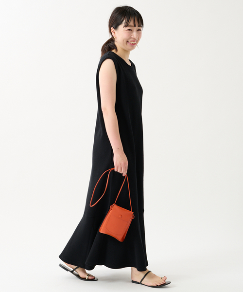 journal standard L'essage（ジャーナルスタンダードレサージュ）の「ワッフルノースリーブワンピース（ワンピース・レディース・ブラック/カーキ/マスタード・FREE）」の17枚目の写真