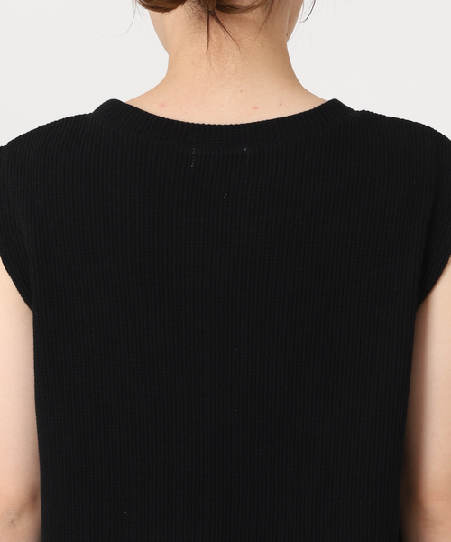 journal standard L'essage（ジャーナルスタンダードレサージュ）の「ワッフルノースリーブワンピース（ワンピース・レディース・ブラック/カーキ/マスタード・FREE）」の4枚目の写真