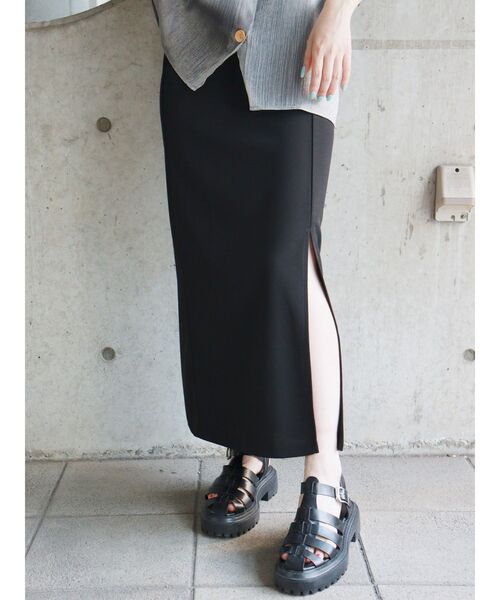 MURUA(ムルーア)の「スリットタイトスカート(スカート・レディース・ブラック/ブルー/グリーン/レッド・FREE)」の2枚目の写真