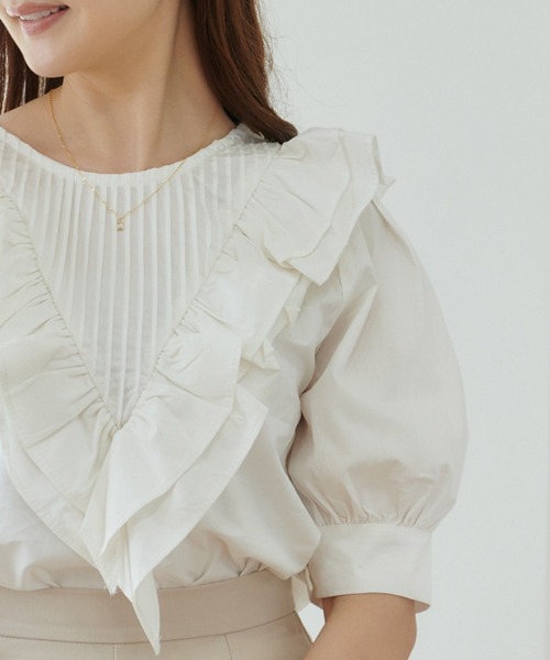 Lamoa（ラモア）の「Lamoa/フリル ボリューム ブラウス（シャツ/ブラウス・レディース・ブルー/ベージュ/ホワイト・FREE）」の2枚目の写真