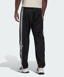 adidas（アディダス）の「アディカラー クラシックス アディブレイク