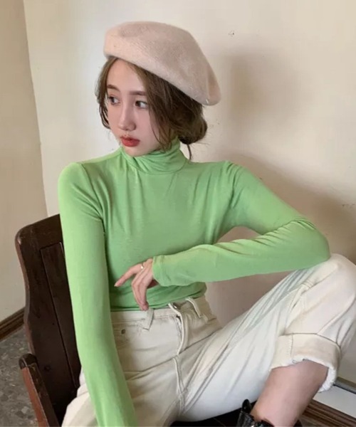 Auntie Rosa(アンティローザ)の「カラーレイヤードトップス(Tシャツ/カットソー・レディース・ホワイト/ブラック/パープル/ブルー/グリーン・FREE)」の11枚目の写真