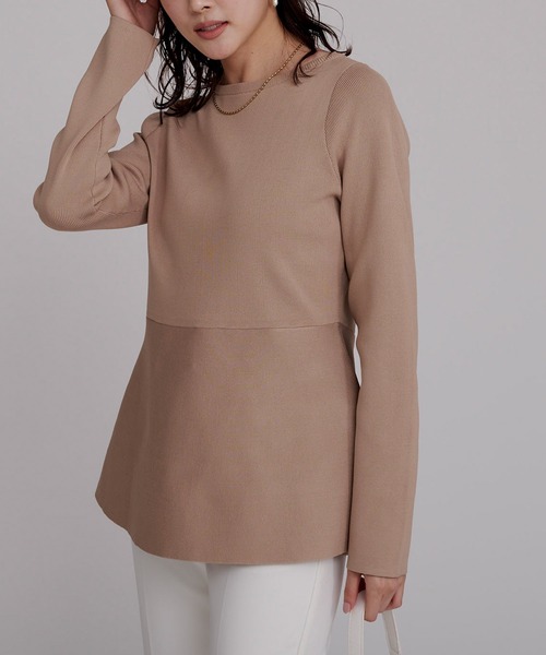 UR'S（ユアーズ）の「バックパールペプラムニットトップス（ニット/セーター・レディース・ブラック/ネイビー/ベージュ・S/M/L）」の3枚目の写真