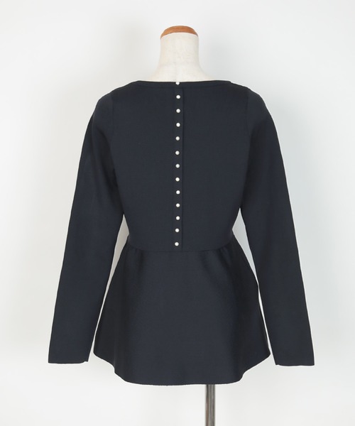 UR'S（ユアーズ）の「バックパールペプラムニットトップス（ニット/セーター・レディース・ブラック/ネイビー/ベージュ・S/M/L）」の15枚目の写真