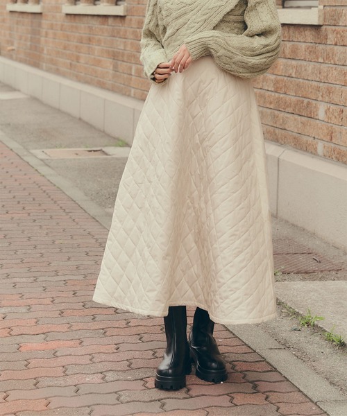 titivate（ティティベイト）の「ｷﾙﾃｨﾝｸﾞﾌﾚｱｽｶｰﾄ（スカート・レディース・アイボリー/グレイッシュベージュ/ブラック・M/L/S）」の2枚目の写真