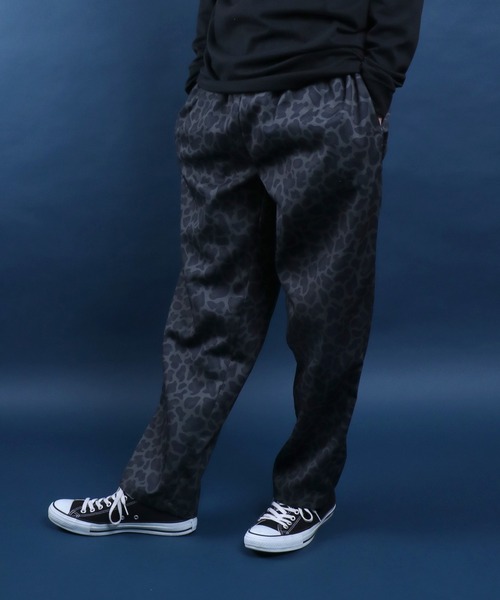 ANPAS（アンパス）の「Twill Fabric Chef's Pants/ツイル シェフパンツ ワイドテーパードパンツ（その他パンツ・メンズ・ブラック/ベージュ/ネイビー/インディゴブルー/グリーン/アイボリー/グリーン系その他/ホワイト系その他/カーキ/グレー系その他/ブラック系その他/ベージュ系その他/グレー系その他2/グレー系その他3/グリーン系その他2/ブラック系その他2/ブルー系その他/レオパード・LL/M/L）」の18枚目の写真