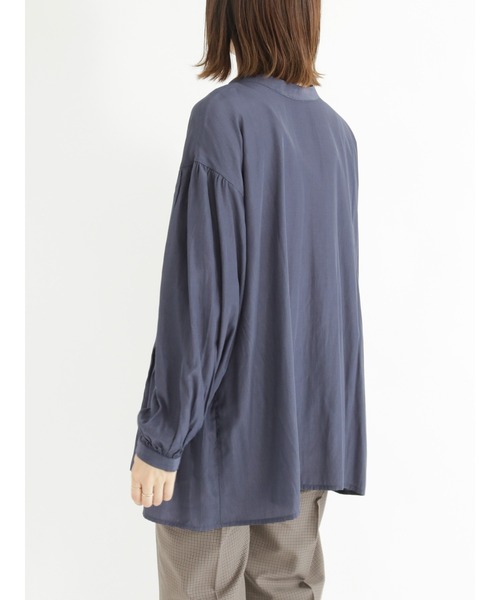 Samansa Mos2 blue（サマンサモスモスブルー）の「前後2way裾ギャザーチュニックブラウス（シャツ/ブラウス・レディース・ブルー/キャメル/チャコール・ﾌﾘ-）」の15枚目の写真