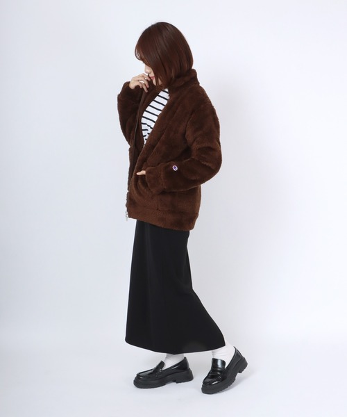 Champion(チャンピオン)の「Champion(チャンピオン) シャギーボアフリース ジップアップブルゾン レディース/スタンドネックジャケット(ブルゾン・レディース・モカ/ベージュ/ホワイト/ブラウン/ブラック・M/L)」の16枚目の写真