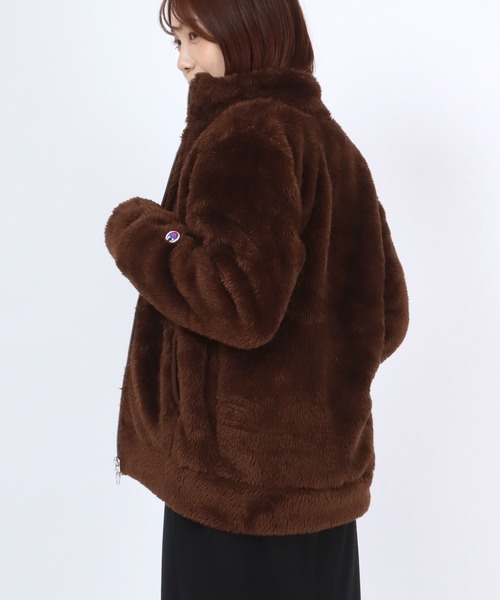 Champion(チャンピオン)の「Champion(チャンピオン) シャギーボアフリース ジップアップブルゾン レディース/スタンドネックジャケット(ブルゾン・レディース・モカ/ベージュ/ホワイト/ブラウン/ブラック・M/L)」の14枚目の写真