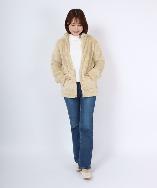 Champion(チャンピオン)の「Champion(チャンピオン) シャギーボアフリース ジップアップブルゾン レディース/スタンドネックジャケット(ブルゾン・レディース・モカ/ベージュ/ホワイト/ブラウン/ブラック・M/L)」の20枚目の写真