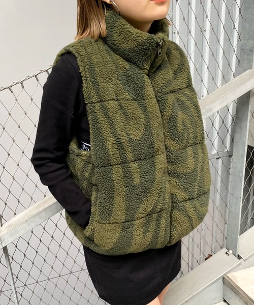 WHO'S WHO gallery（フーズフーギャラリー）の「ウェーブボアベスト（ダウンベスト・レディース・カーキ/アイボリー/ブラック・FREE）」の6枚目の写真