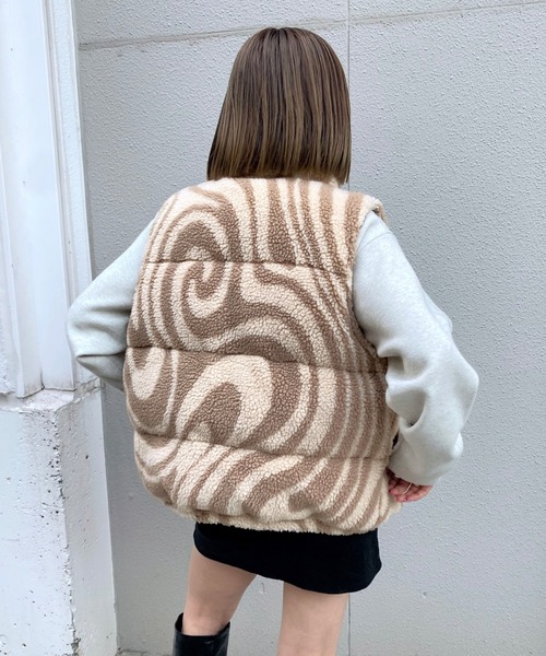 WHO'S WHO gallery（フーズフーギャラリー）の「ウェーブボアベスト（ダウンベスト・レディース・カーキ/アイボリー/ブラック・FREE）」の12枚目の写真