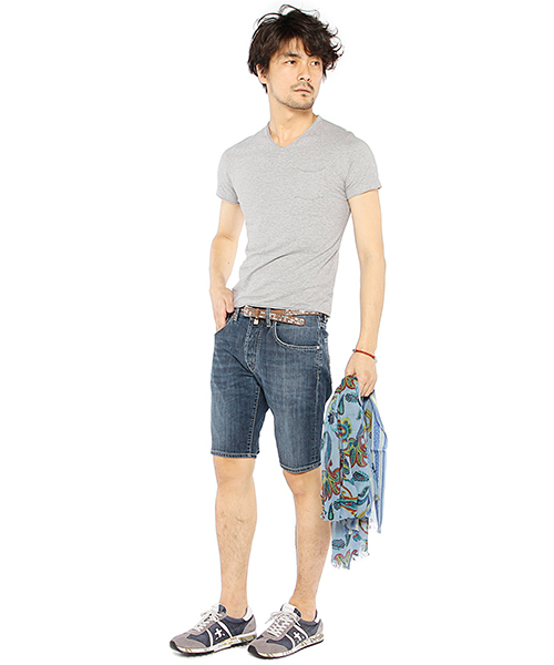 BRILLA per il gusto（ブリッラペルイルグースト）の「VERTO / コットン VネックTシャツ（Tシャツ/カットソー・メンズ・ホワイト/グレー/ブラック/ネイビー・MEDIUM/X-SMALL/SMALL/LARGE）」の6枚目の写真