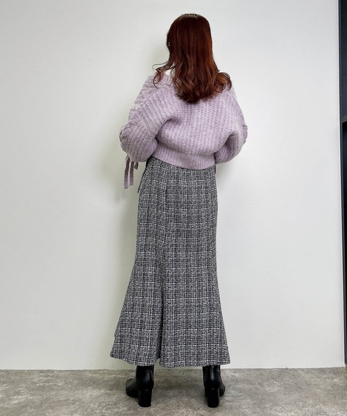 INGNI(イング)の「袖レースUPケーブル柄Vネックカーディガン(カーディガン/ボレロ・レディース・アイボリー/ピンク/ベージュ・M)」の15枚目の写真
