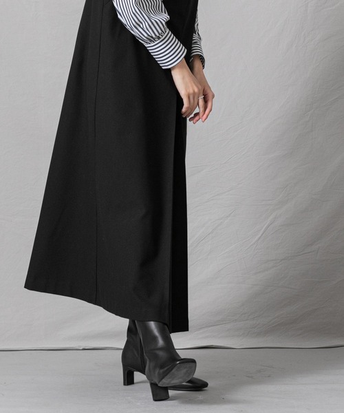 Gready Brilliant（グレディブリリアン）の「VネックAフレア