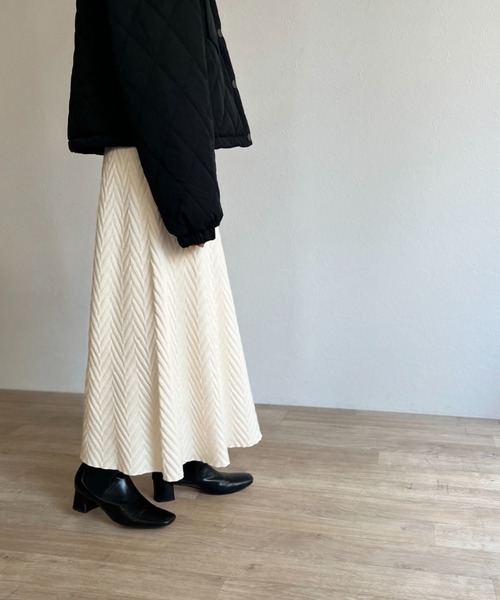 ISOOK(アイスー)の「【ZOZO限定】Knit flare skirt / ニットフレアスカート(スカート・レディース・アイボリー/カーキ・FREE)」の20枚目の写真