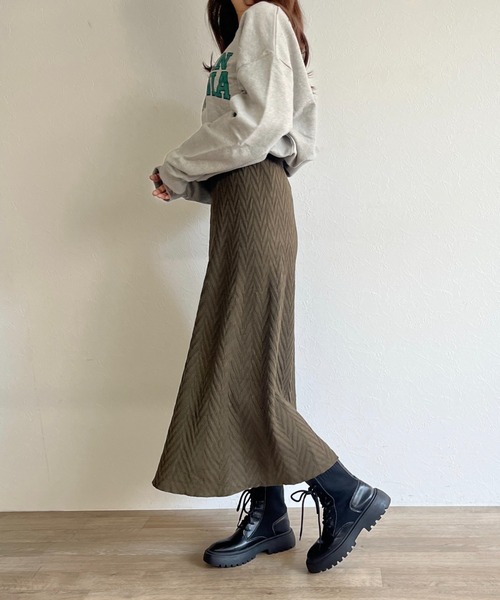 ISOOK(アイスー)の「【ZOZO限定】Knit flare skirt / ニットフレアスカート(スカート・レディース・アイボリー/カーキ・FREE)」の21枚目の写真