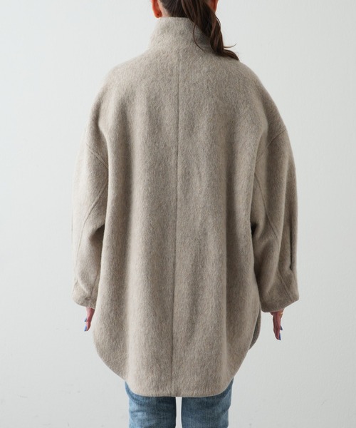 OUVRAGE CLASSE(ウヴラージュクラス)の「ウールシャギースタンドコート(その他アウター・レディース・ブラック/ベージュ・FREE)」の7枚目の写真