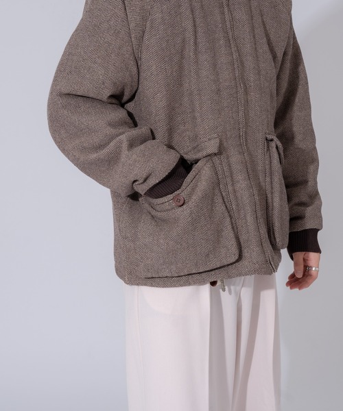 ONCILY(オンシェリー)の「STAND NECK TWEED BLOUSON / ツイード中綿スタンドブルゾン(ブルゾン・メンズ・ダークブラウン/ブラック・LARGE/MEDIUM)」の15枚目の写真