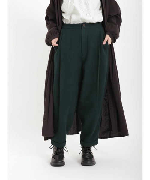 Samansa Mos2（サマンサ モスモス）の「やわらか起毛綿麻裾ダブルタックパンツ（その他パンツ・レディース・ブラウン/グリーン/ベージュ/チャコール・ﾌﾘ-）」の4枚目の写真