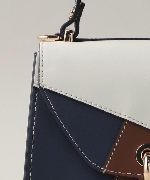 Carol J.(キャロルジェイ)の「<GIANNI NOTARO Carol J.> Patch(ショルダーバッグ・レディース・ブラック/ネイビー・FREE)」の8枚目の写真