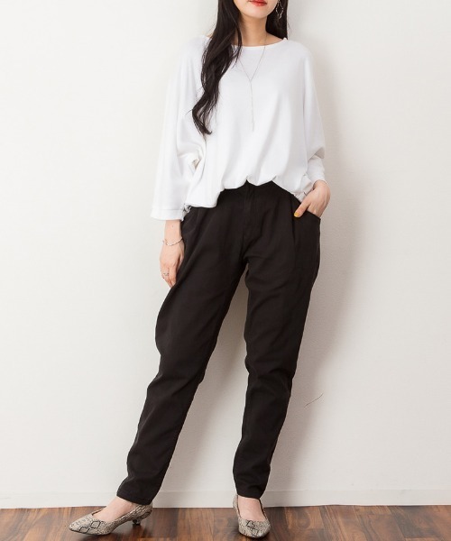 atONE(アットワン)の「atONE 立体ポケットストレッチツイルテーパード(その他パンツ・レディース・ベージュ/カーキ/ブラック・LL/3L/L/4L/M)」の7枚目の写真