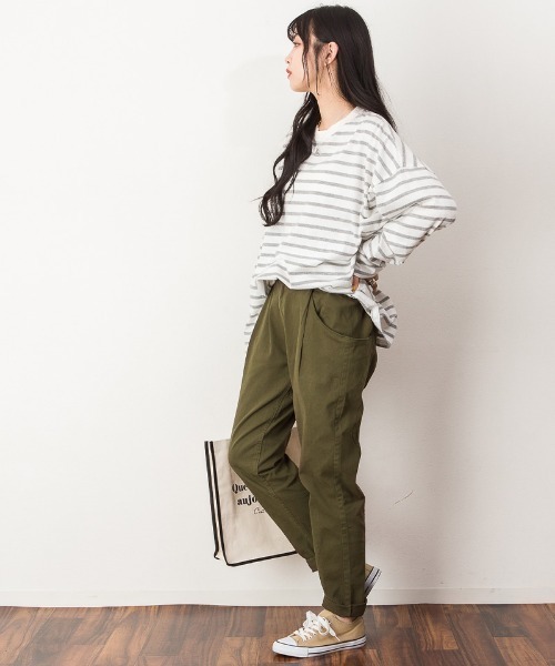 atONE(アットワン)の「atONE 立体ポケットストレッチツイルテーパード(その他パンツ・レディース・ベージュ/カーキ/ブラック・LL/3L/L/4L/M)」の21枚目の写真