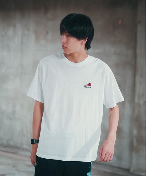 CONVERSE(コンバース)の「【CONVERSE/コンバース】シューズ ブランドロゴ ワンポイント刺繍 Tシャツ オールスター刺繍(Tシャツ/カットソー・メンズ・サックスブルー/ダークグリーン/オフホワイト/ホワイト/ブラック・MEDIUM/LARGE/X-LARGE)」の8枚目の写真