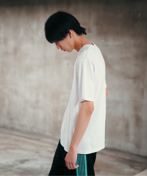 CONVERSE(コンバース)の「【CONVERSE/コンバース】シューズ ブランドロゴ ワンポイント刺繍 Tシャツ オールスター刺繍(Tシャツ/カットソー・メンズ・サックスブルー/ダークグリーン/オフホワイト/ホワイト/ブラック・MEDIUM/LARGE/X-LARGE)」の10枚目の写真