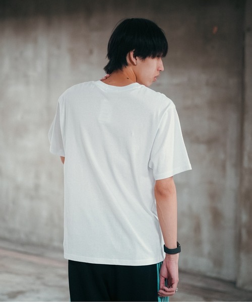 CONVERSE(コンバース)の「【CONVERSE/コンバース】シューズ ブランドロゴ ワンポイント刺繍 Tシャツ オールスター刺繍(Tシャツ/カットソー・メンズ・サックスブルー/ダークグリーン/オフホワイト/ホワイト/ブラック・MEDIUM/LARGE/X-LARGE)」の11枚目の写真