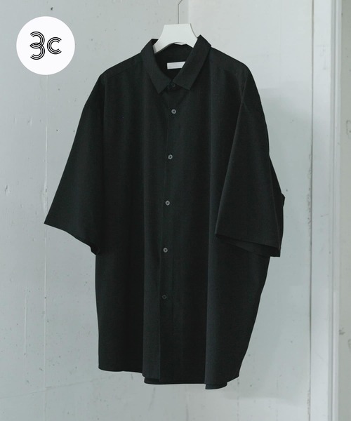 SENSE OF PLACE by URBAN RESEARCH(センスオブプレイスバイアーバンリサーチ)の「エクストラルーズシャツ(5分袖)(シャツ/ブラウス・メンズ・ベージュ/チャコールグレー/ライトベージュ/ライトブルー/ブラック・MEDIUM/LARGE)」の2枚目の写真