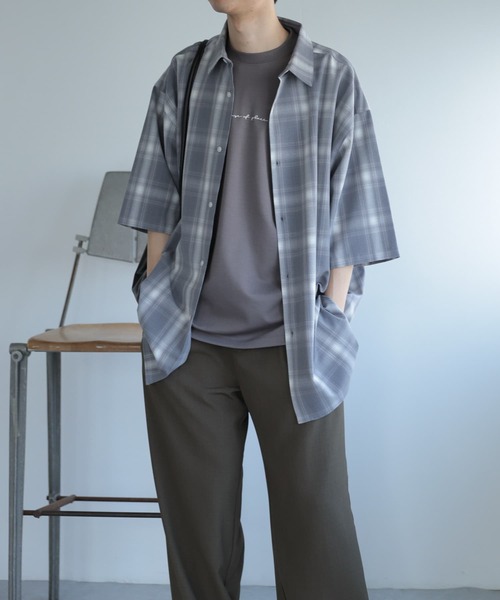 SENSE OF PLACE by URBAN RESEARCH(センスオブプレイスバイアーバンリサーチ)の「エクストラルーズシャツ(5分袖)(シャツ/ブラウス・メンズ・ベージュ/チャコールグレー/ライトベージュ/ライトブルー/ブラック・MEDIUM/LARGE)」の11枚目の写真