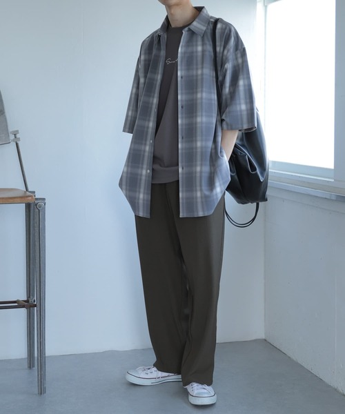 SENSE OF PLACE by URBAN RESEARCH(センスオブプレイスバイアーバンリサーチ)の「エクストラルーズシャツ(5分袖)(シャツ/ブラウス・メンズ・ベージュ/チャコールグレー/ライトベージュ/ライトブルー/ブラック・MEDIUM/LARGE)」の18枚目の写真