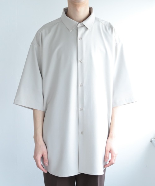 SENSE OF PLACE by URBAN RESEARCH(センスオブプレイスバイアーバンリサーチ)の「エクストラルーズシャツ(5分袖)(シャツ/ブラウス・メンズ・ベージュ/チャコールグレー/ライトベージュ/ライトブルー/ブラック・MEDIUM/LARGE)」の8枚目の写真