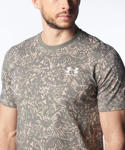 UNDER ARMOUR(アンダーアーマー)の「UAチャージドコットン ショートスリーブTシャツ 〈プリント〉(トレーニング/メンズ)(Tシャツ/カットソー・メンズ・ブラウン系・S/L/XL/M/XXL/3XL)」の2枚目の写真