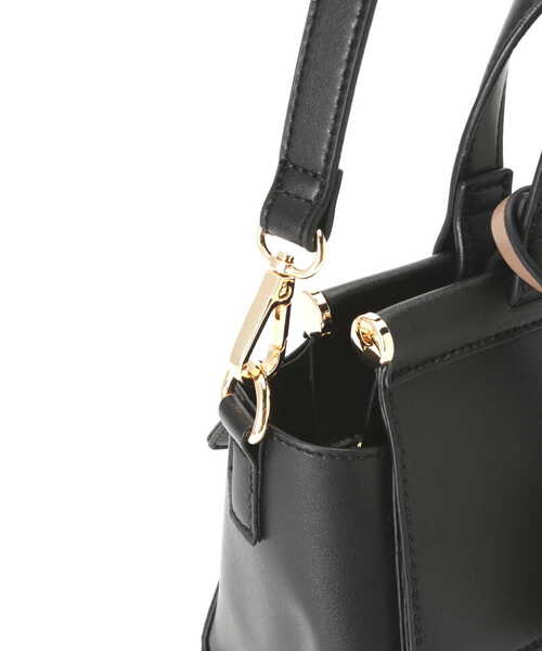 N.（N. Natural Beauty Basic）（エヌエヌナチュラルビューティーベーシック）の「◆フラップデザイン２ｗａｙショルダーバッグ（ショルダーバッグ・レディース・ブラック/グレイッシュベージュ/レモンイエロー・ﾌﾘ-）」の8枚目の写真