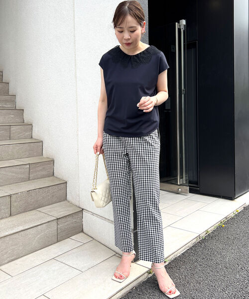 NOLLEY’S(ノーリーズ)の「ストレッチポンチレース衿フレンチTシャツ(Tシャツ/カットソー・レディース・オフホワイト/ブラック/ネイビー・FREE)」の12枚目の写真