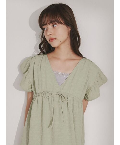 merry jenny（メリージェニー）の「flower ribbonギャザーワンピース（ワンピース・レディース・オフホワイト/ブラック/ミント・FREE）」の11枚目の写真