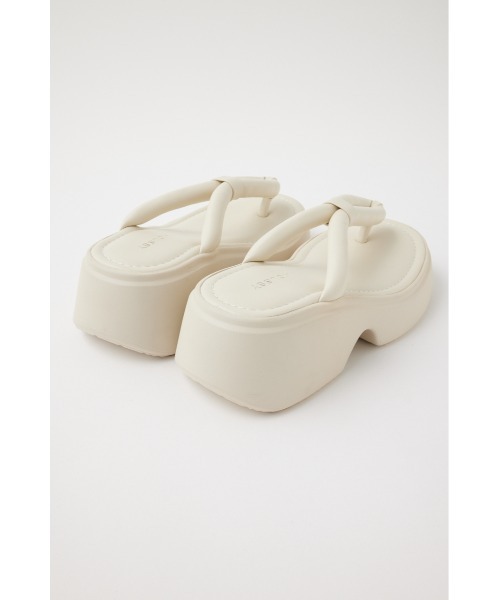 MOUSSY（マウジー）の「PLATFORM THONG SANDAL（サンダル・レディース・ホワイト/ブラック・SMALL/MEDIUM/LARGE）」の17枚目の写真