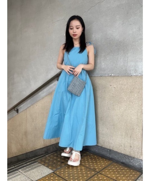 MOUSSY（マウジー）の「PLATFORM THONG SANDAL（サンダル・レディース・ホワイト/ブラック・SMALL/MEDIUM/LARGE）」の21枚目の写真