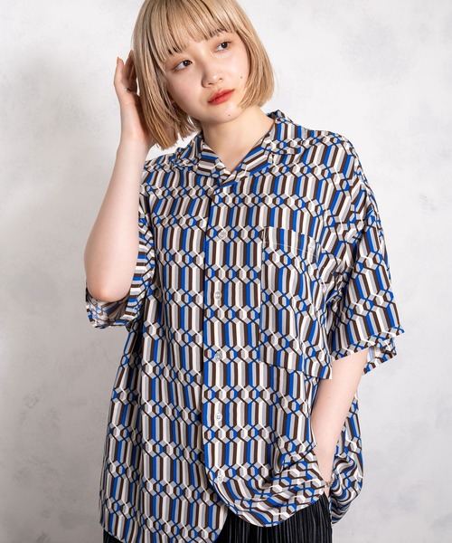 INTERPLAY（インタープレイ）の「【INTERPLAY】オープンカラー 半袖 オーバーサイズ シャツ【2】（シャツ/ブラウス・メンズ・ライトブルー/ブラック/ブラック系その他2/ブルー系その他2/ブラック系その他/ブルー/ピンク/ホワイト系その他/ホワイト/グリーン系その他/ブルー系その他/その他19/その他7/その他11/その他14/その他12/その他15/その他20/その他8/その他17/その他2/その他6/その他9/その他13/その他4/その他5/その他16/その他1/その他10/その他18/その他3・FREE）」の10枚目の写真