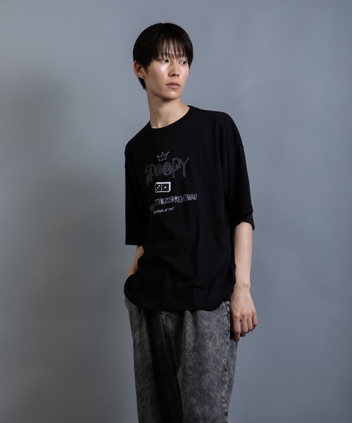 En serio TOKYO（エンソリオトーキョー）の「レタリングドミノ　ビッグシルエット TEE（Tシャツ/カットソー・メンズ・ブラック/ホワイト・L/M）」の6枚目の写真