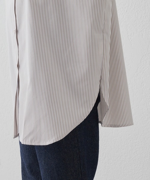 COLONY 2139（コロニートゥーワンスリーナイン）の「先染めストライプオーバーロングシャツ（シャツ/ブラウス・レディース・グレイッシュベージュ/チャコールグレー・FREE）」の3枚目の写真