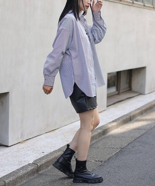 COLONY 2139（コロニートゥーワンスリーナイン）の「先染めストライプオーバーロングシャツ（シャツ/ブラウス・レディース・グレイッシュベージュ/チャコールグレー・FREE）」の8枚目の写真