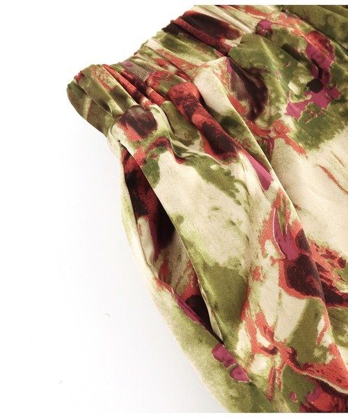 Settimissimo（セッティミッシモ）の「ヴィンテージサテンアートプリントパンツ（その他パンツ・レディース・ベージュ/オリーブ・FREE）」の19枚目の写真