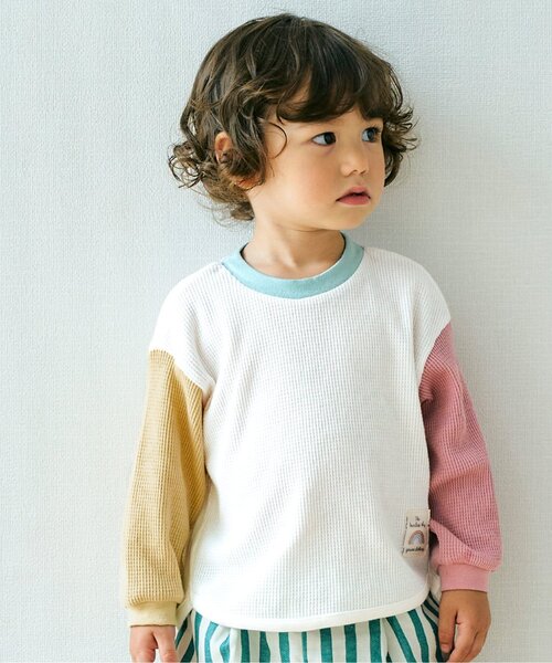 apres les cours（アプレレクール）の「ゆったりワッフルTシャツ（Tシャツ/カットソー・キッズ・アイボリー/その他2/チャコール/ピンク/レインボー・80/90/100/110/120/130/140）」の4枚目の写真